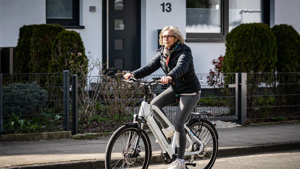 Vélo électrique à 50 km/h : mythe, réalité et risques légaux