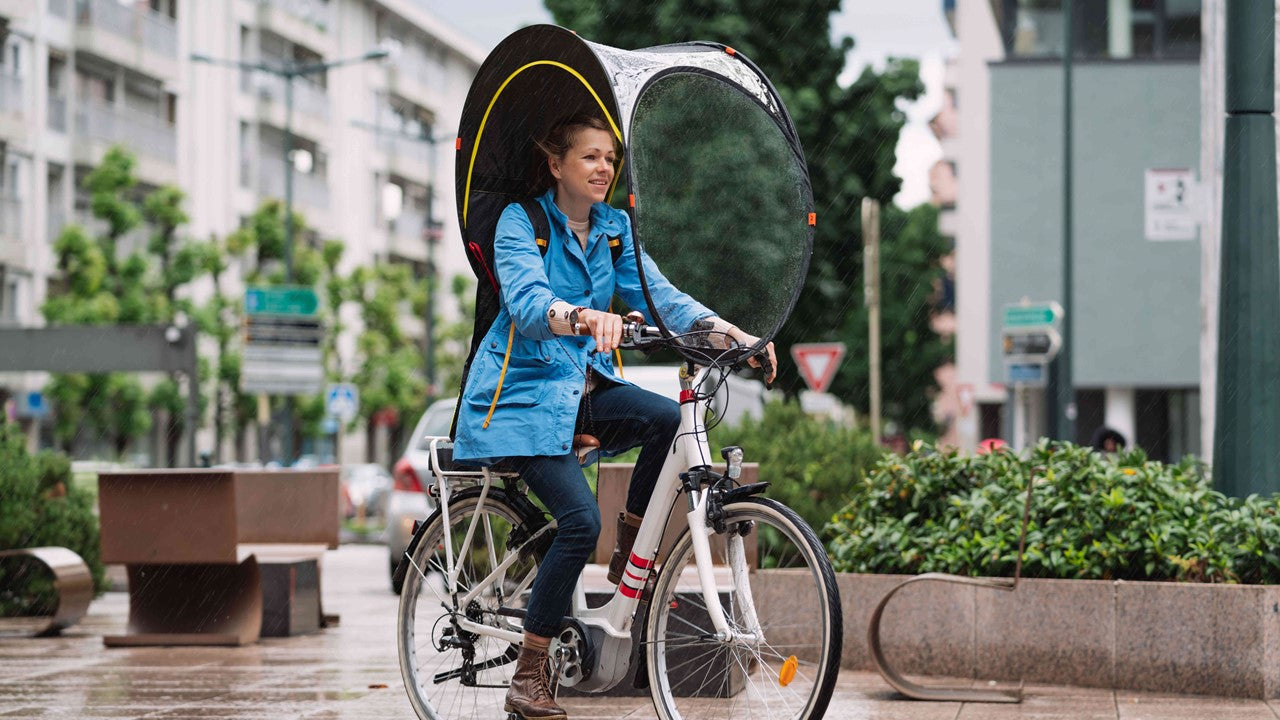 Vélo électrique sous la pluie : sécurité, freinage et entretien en Suisse